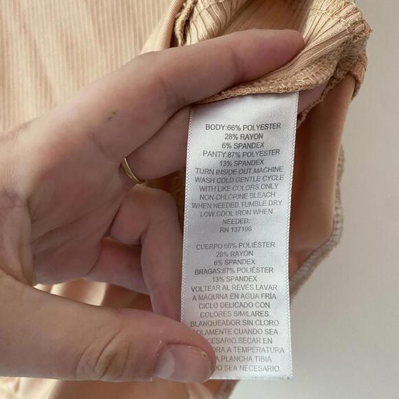 NINA PARKER beige ribbed bodysuit - Picture 4 of 5